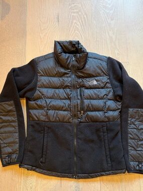 North Face Fleece - Women’s Small
